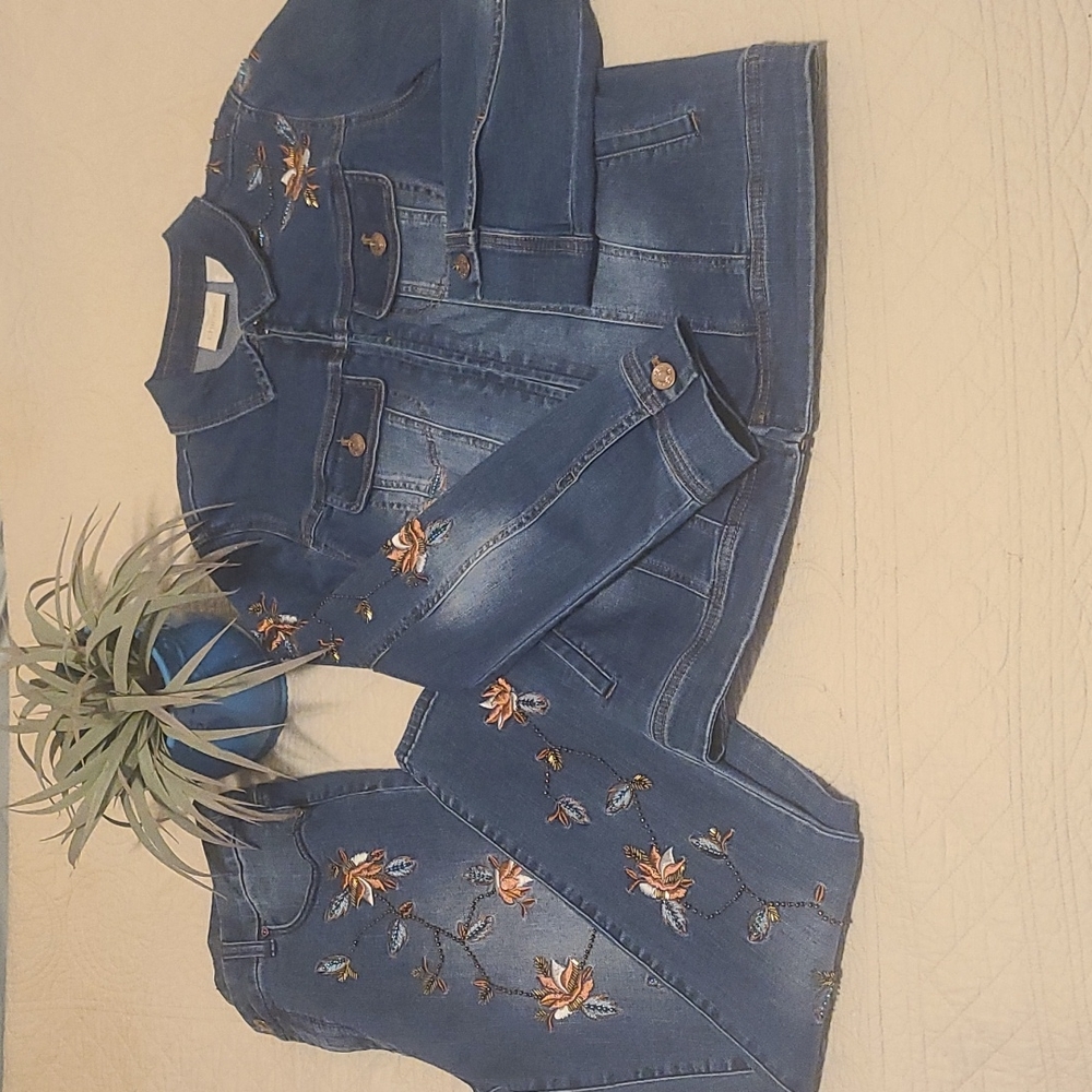 Chicos woman's Jean jacket and jeans
